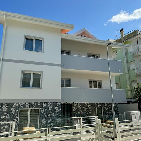 ריצ'יונה Inaugurazione 2024 - Villa Pratu Apartments A 100 Metri Dal Mare מראה חיצוני תמונה